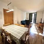 Ramblas Flat 3bedroom And Pool Min 32 Days شقة *