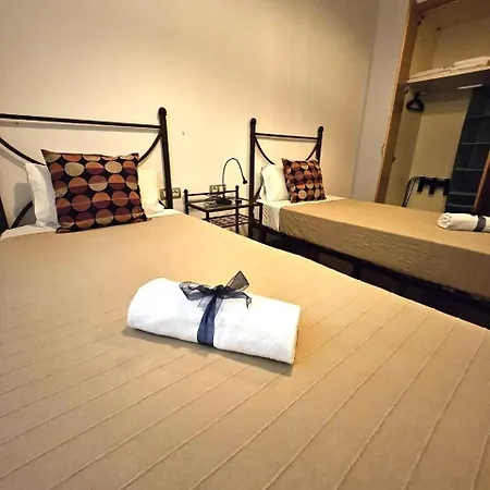 Ramblas Flat 3bedroom And Pool Min 32 Days