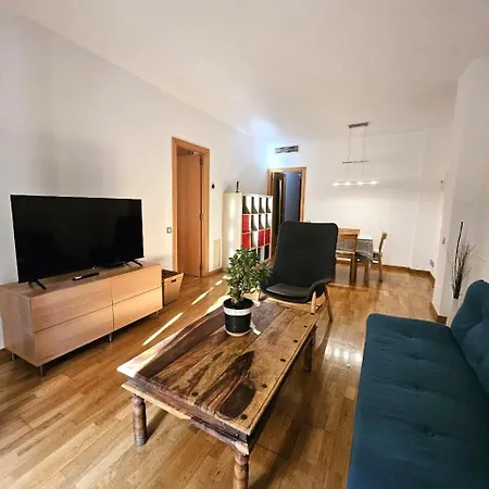 Ramblas Flat 3bedroom And Pool Min 32 Days Barcelona